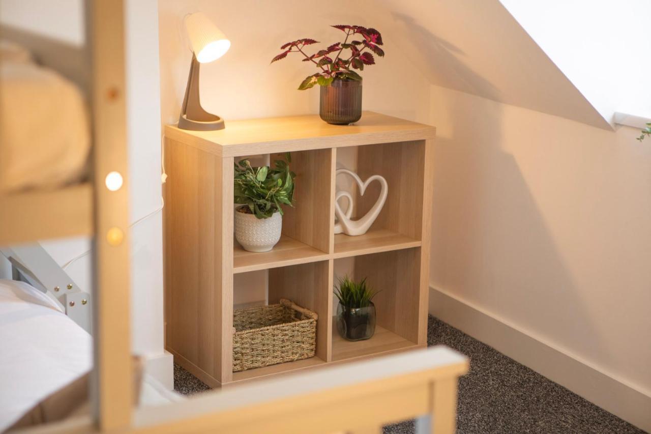 Principality Suites; Three Bed By Promise Apartment *
